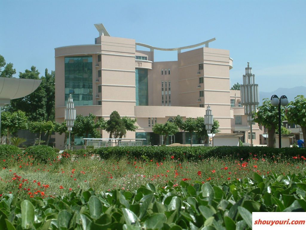 2024年吉林大学在四川录取分数线（附近几年最低位次排名）(图1)
